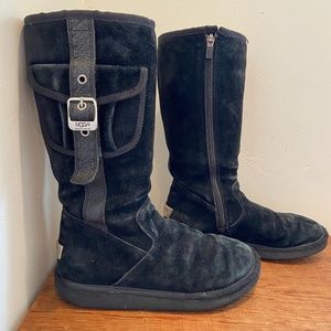 UGG Boots Size 8- Real Leather and sheepskin-Black